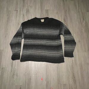 Made in USA Vintage Men's Black and Gray Sweater